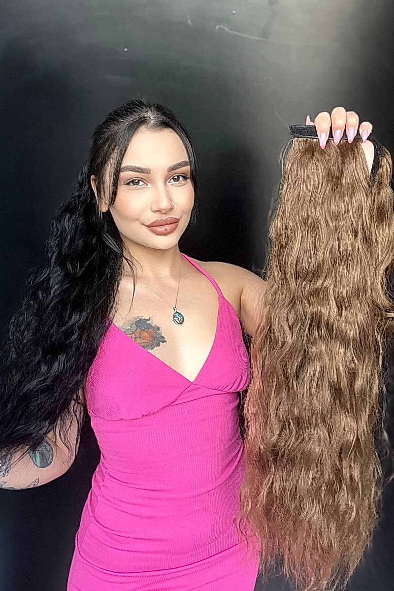 Afro Dalgalı Tak çık At kuyruğu uzun-Doğal görünümlü Kumral 