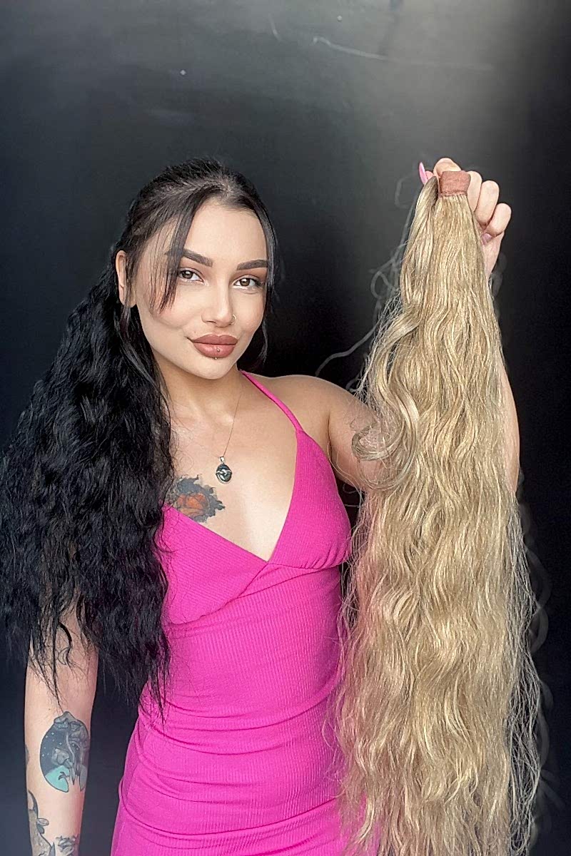 Afro Dalgalı Tak çık At kuyruğu uzun-Doğal görünümlü Sarı ışıltılı