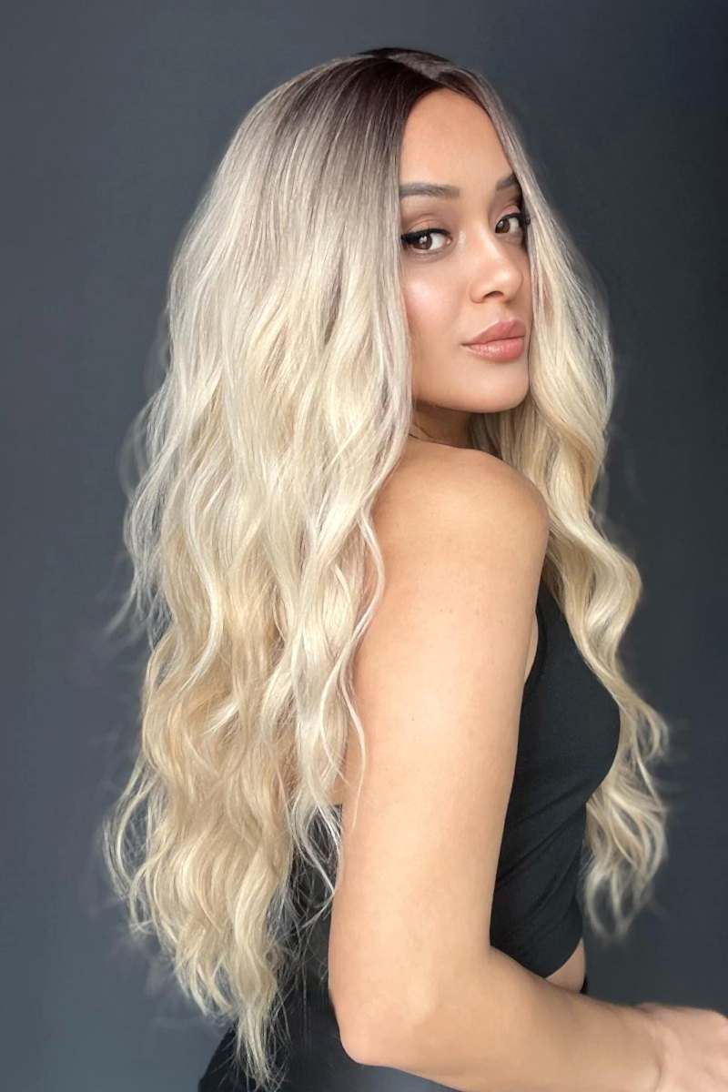 Uzun Doğal Su dalgalı Perçemsiz Tepesi Baş derisi görünümlü Yeni sezon