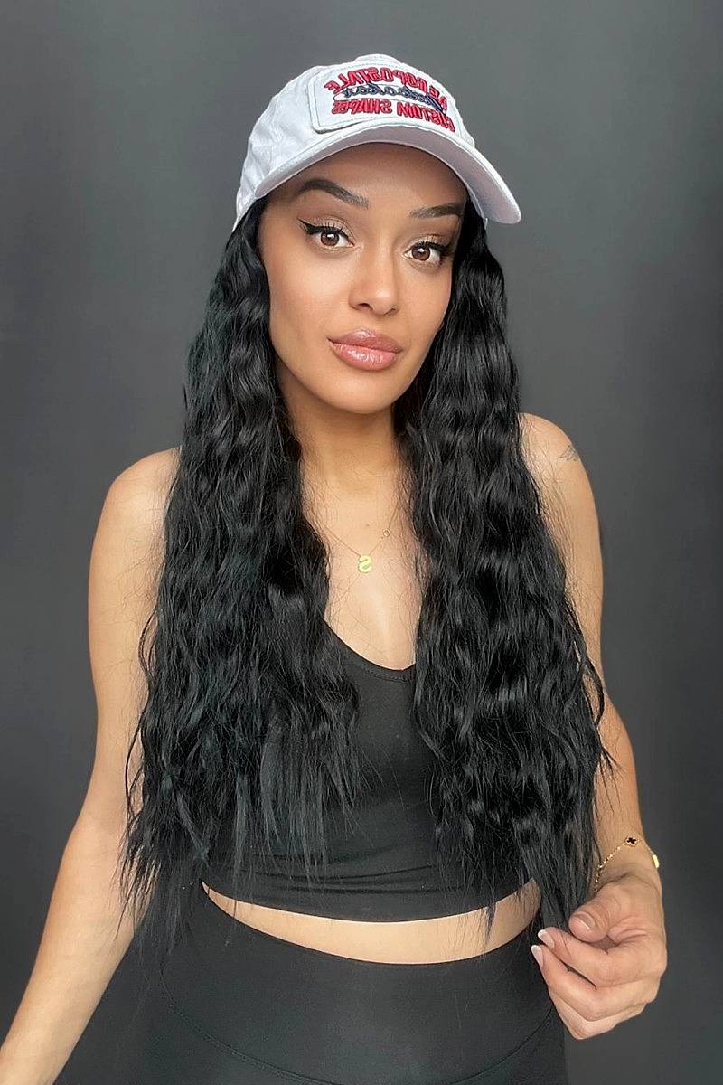 Şapkalı çıtçıt yarımay saç-Şapka içerisine saçlar dikilmiştir ve çok kullanışlıdır