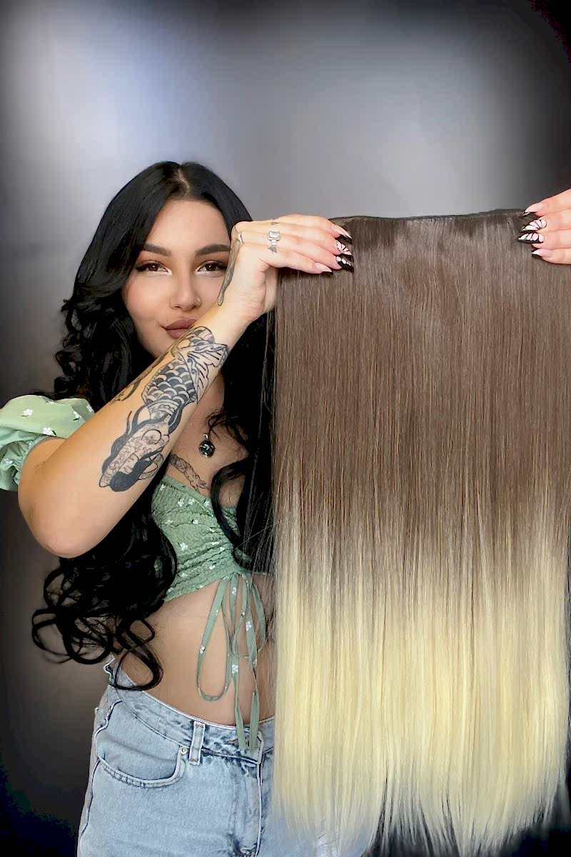 Düz Yarım Ay + 2 Yan Çıt Çıt - Küllü Kumral Ombreli Düz Yarım Ay + 2 Yan Çıt Çıt - Küllü Kumral Ombreli